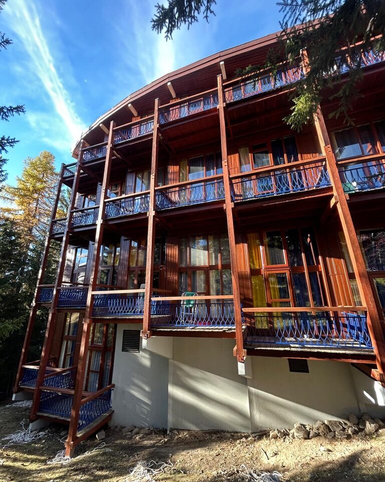 169CBD3C-1894-45AE-B060-F7BE0A3589A8_1_105_c