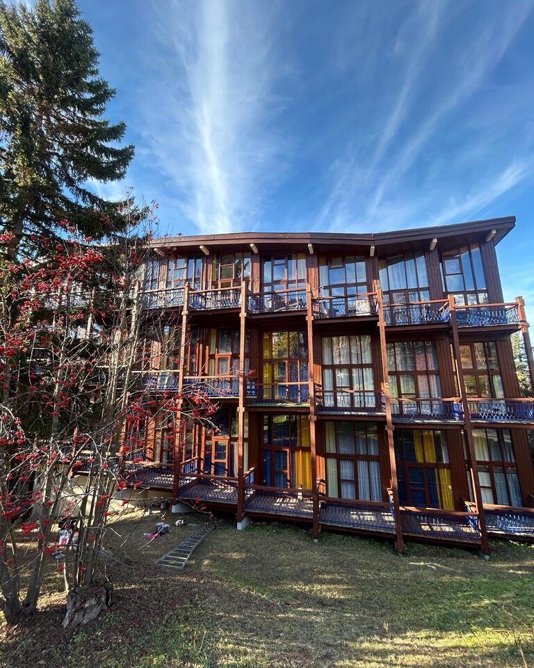 27D305AB-A50A-435C-9963-4FB6B7B54784_1_105_c