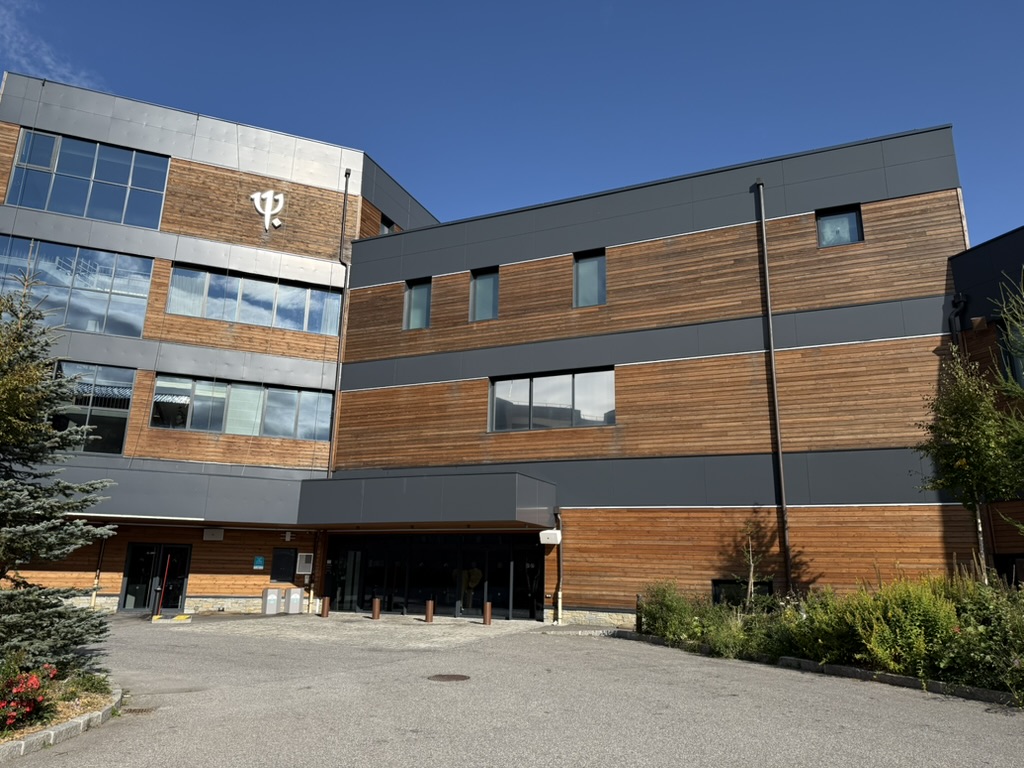 76E29991-3DAF-4990-88F9-573A619EF14F_1_105_c